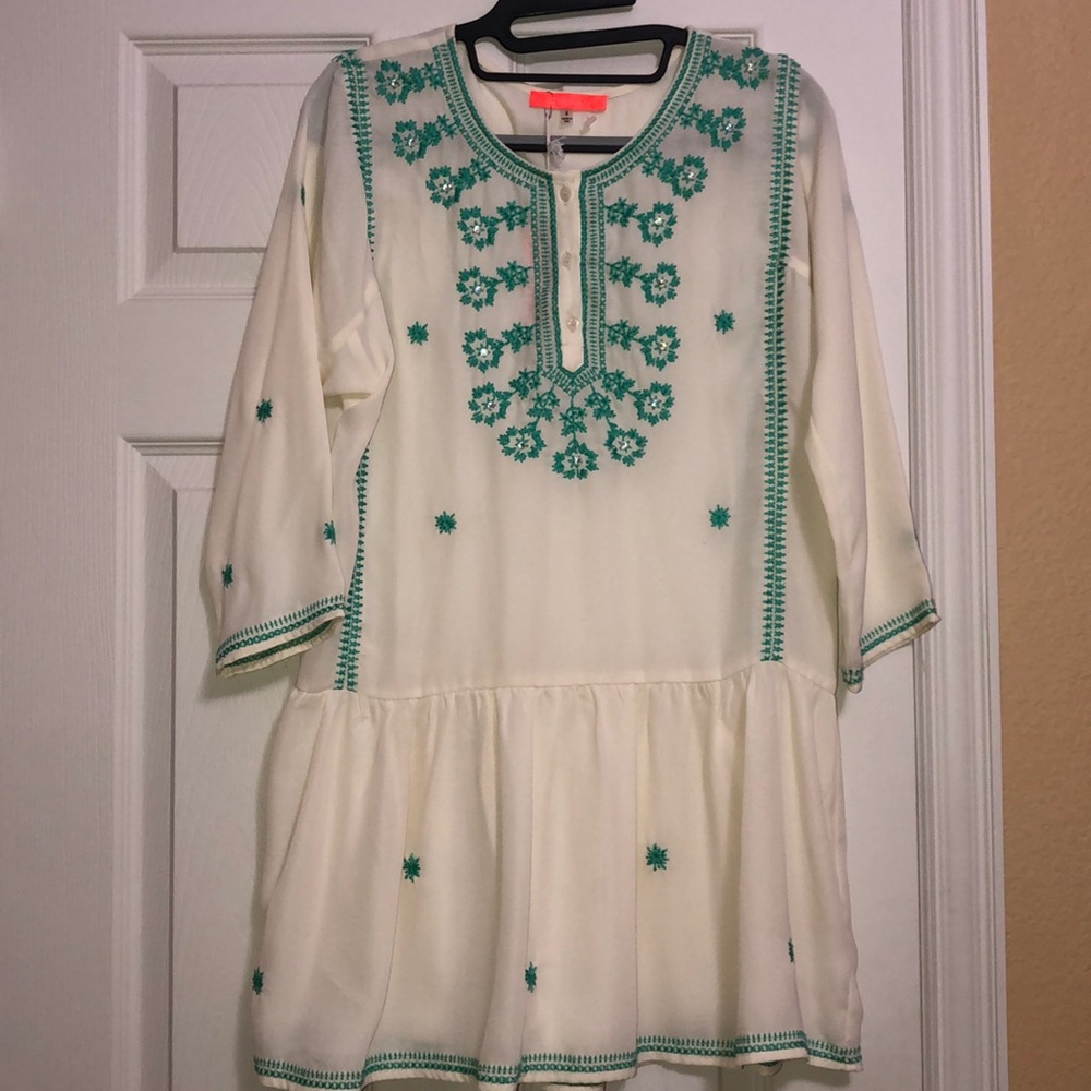 Lulumari Embroidered Dress